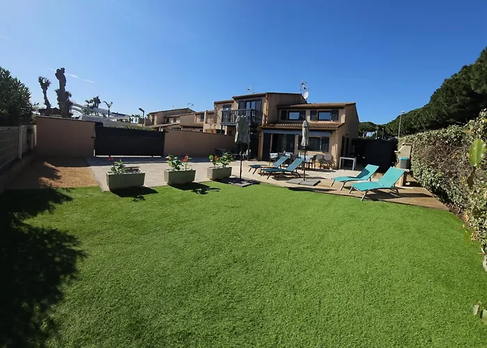 Maison Tout Confort 4 Ch 8P Domaine Prive Avec Piscines, Et Plage A 10 Min A Pied