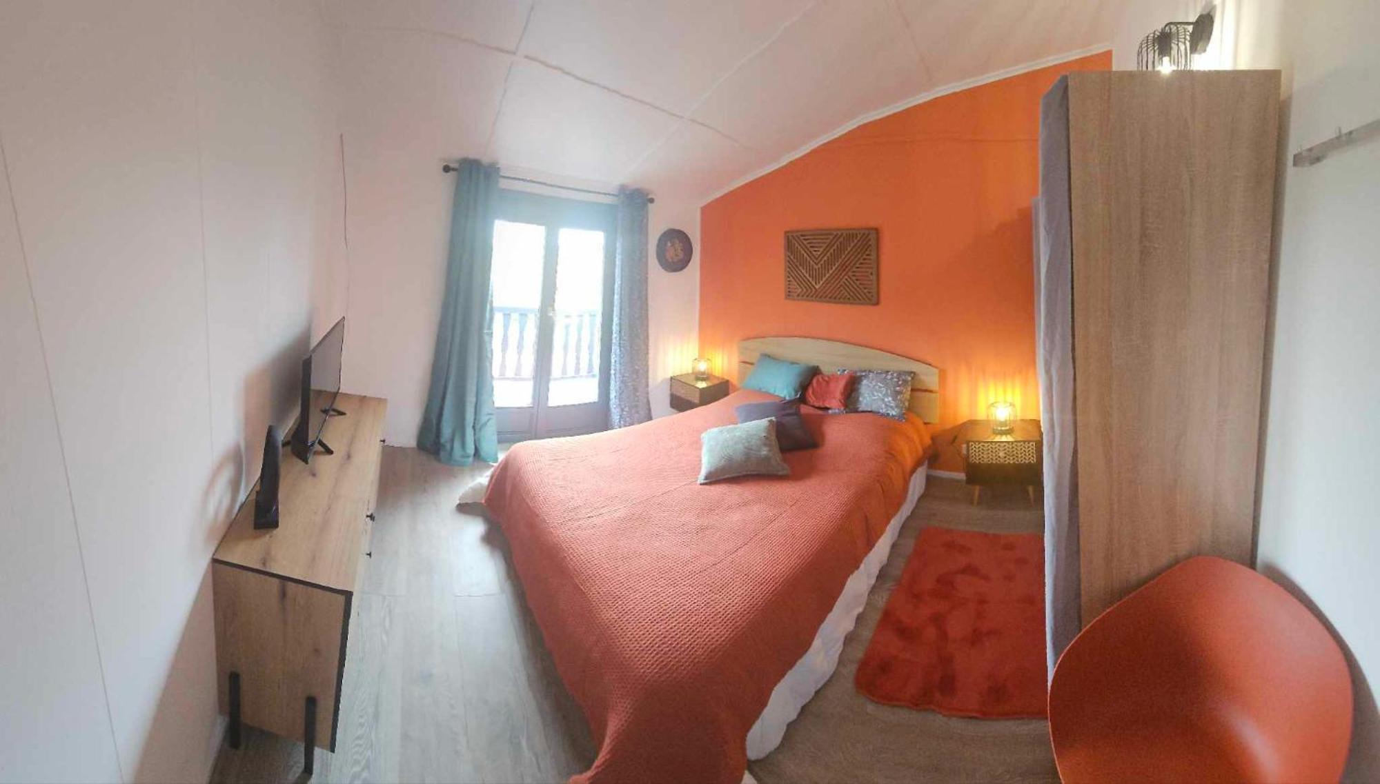 Maison Confort 4 Ch 8p Domaine Prive Avec Piscines, Et A 10 Min A Pied *