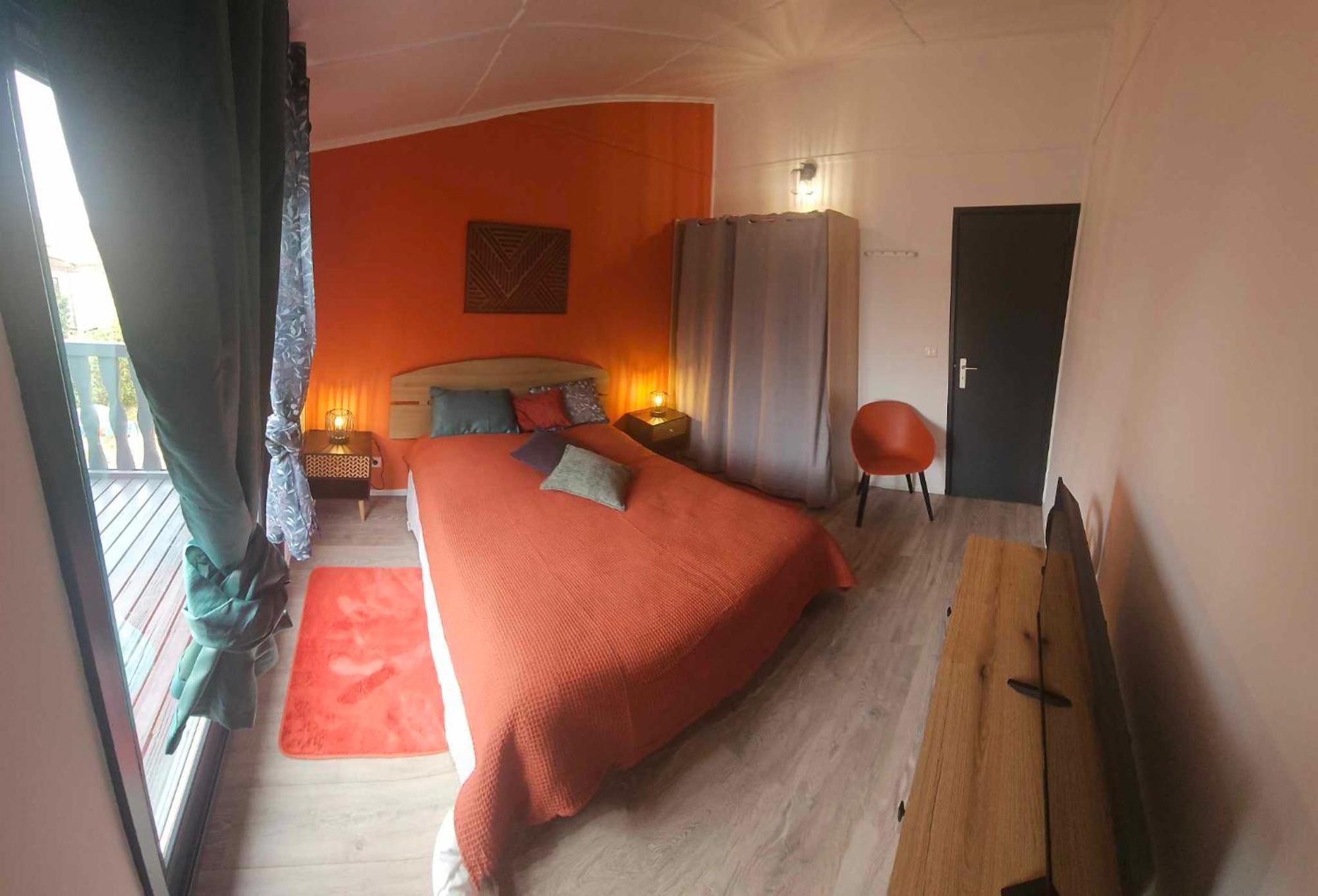 Vakantiehuis Maison Confort 4 Ch 8p Domaine Prive Avec Piscines, Et A 10 Min A Pied