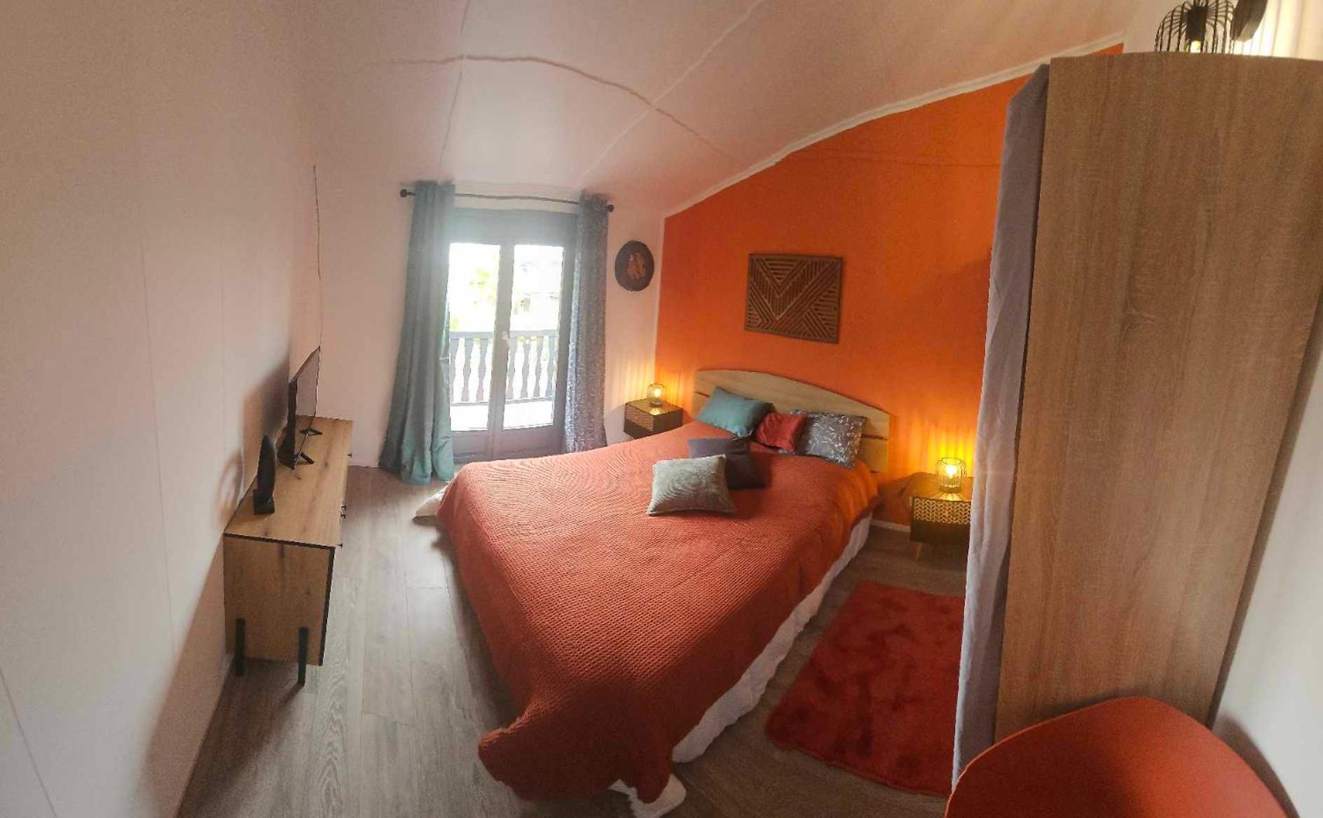 Maison Confort 4 Ch 8p Domaine Prive Avec Piscines, Et A 10 Min A Pied