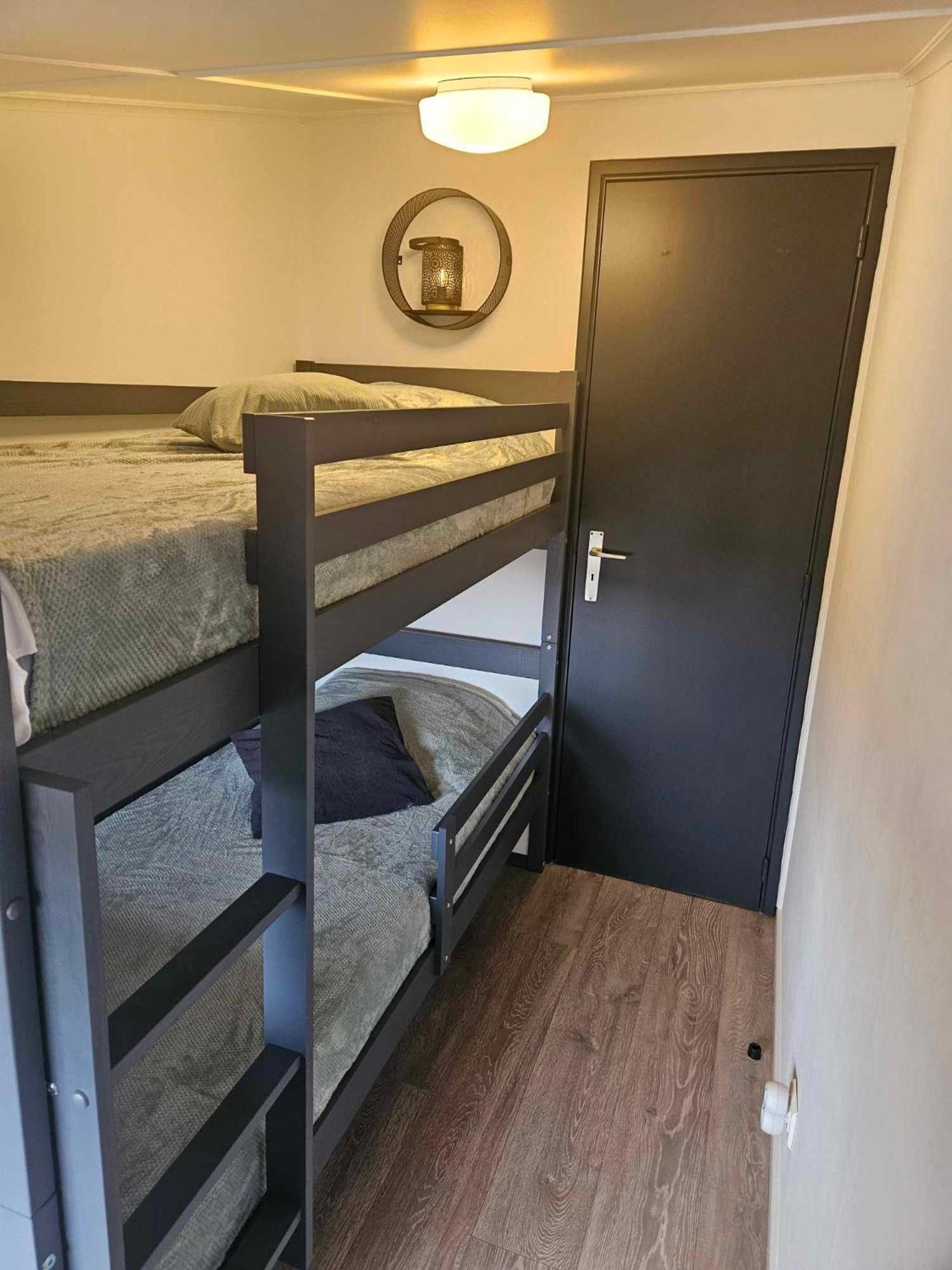 Maison Confort 4 Ch 8p Domaine Prive Avec Piscines, Et A 10 Min A Pied Holiday home *