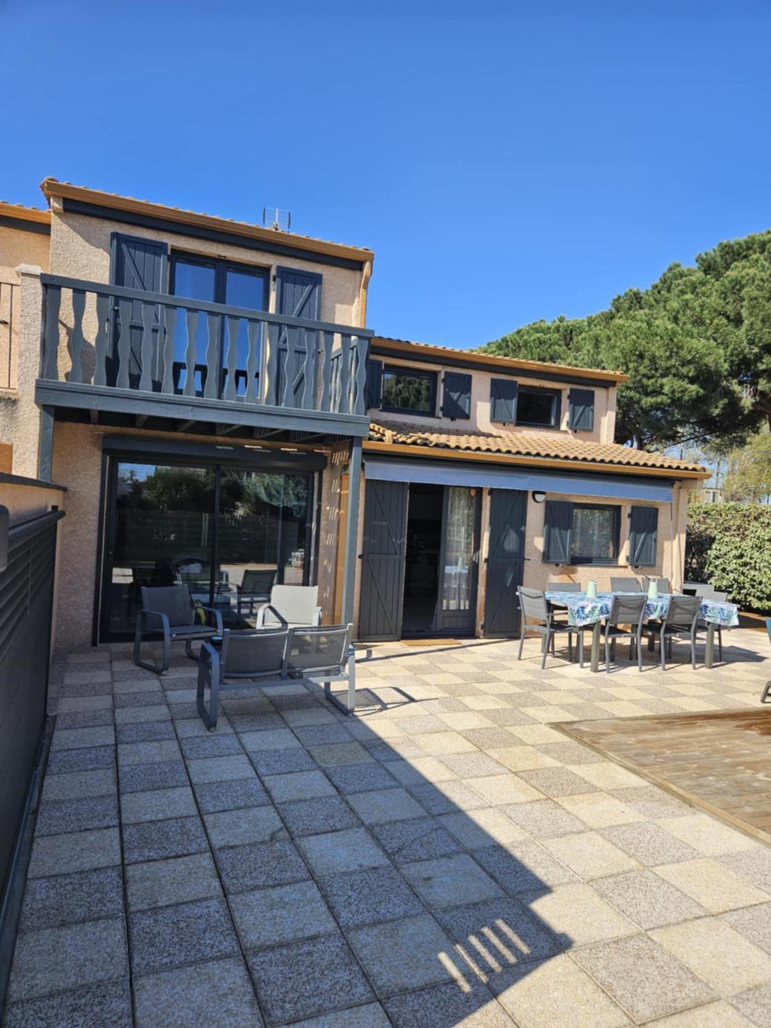 Maison Confort 4 Ch 8p Domaine Prive Avec Piscines, Et A 10 Min A Pied Portiragnes