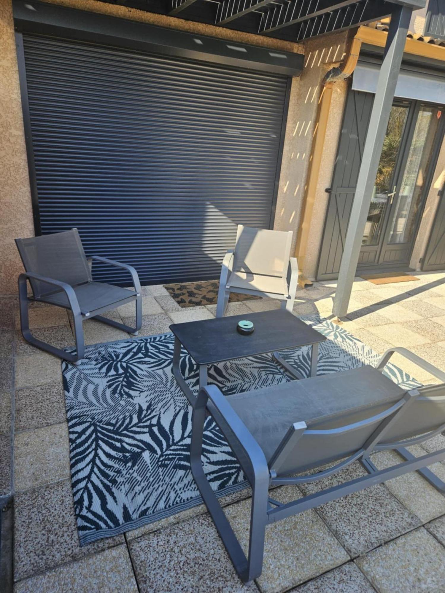Maison Confort 4 Ch 8p Domaine Prive Avec Piscines, Et A 10 Min A Pied Holiday home Portiragnes