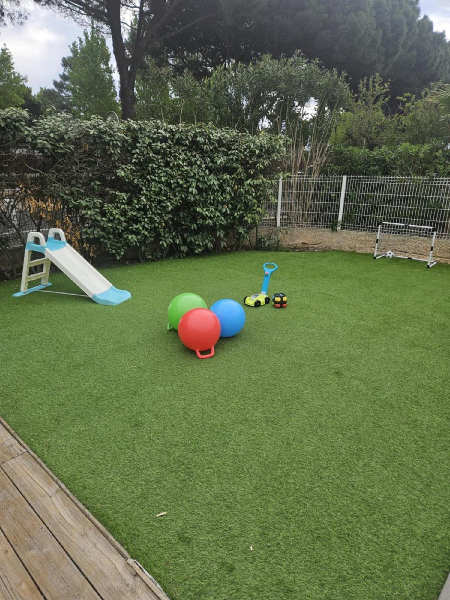 Maison Confort 4 Ch 8p Domaine Prive Avec Piscines, Et A 10 Min A Pied Holiday home Portiragnes